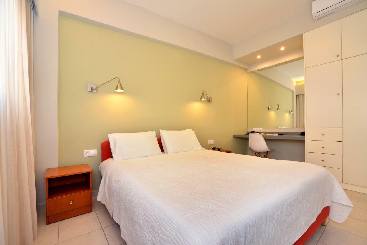 Theoxenia Hotel Apartments Chrani Luaran gambar