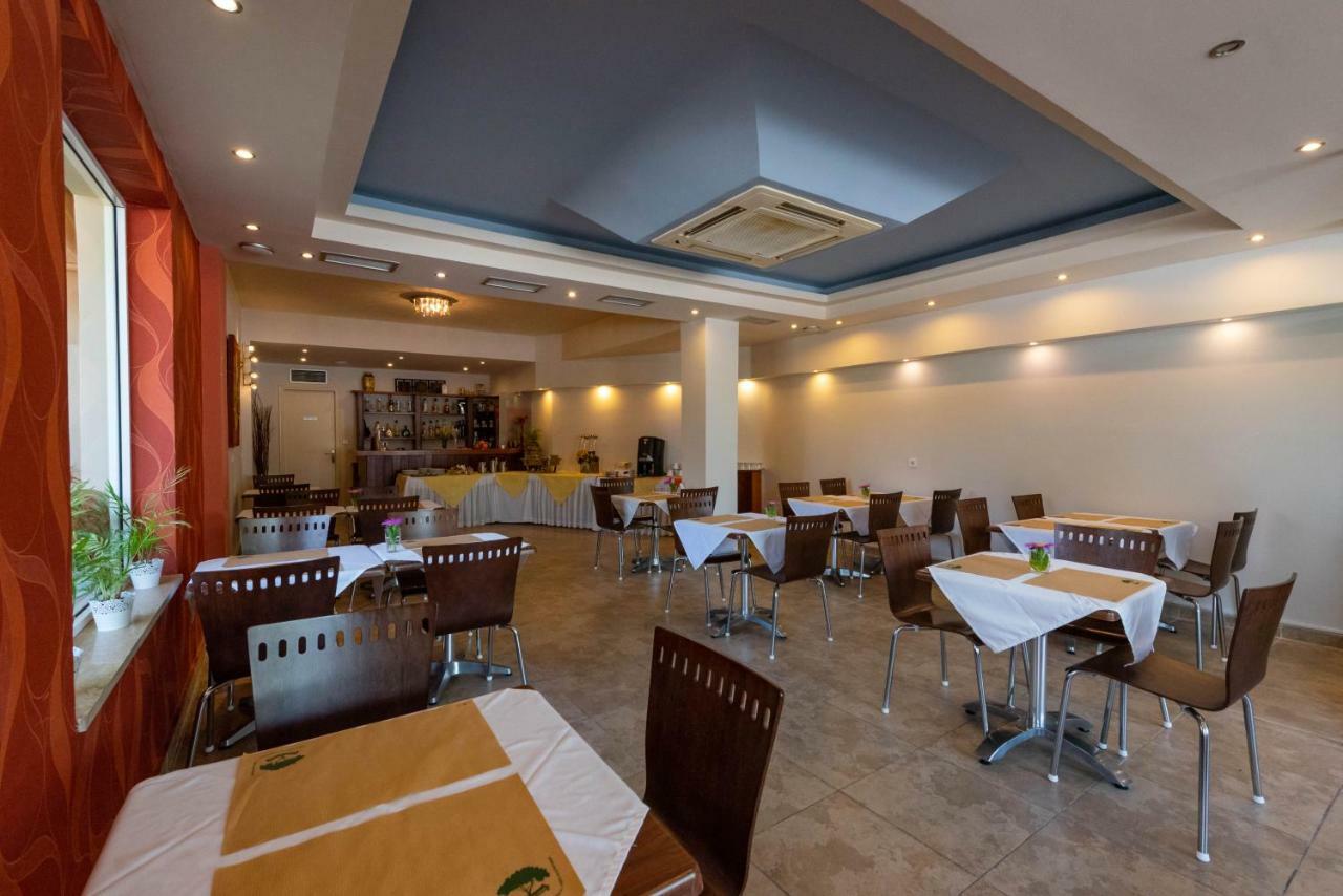 Theoxenia Hotel Apartments Chrani Luaran gambar